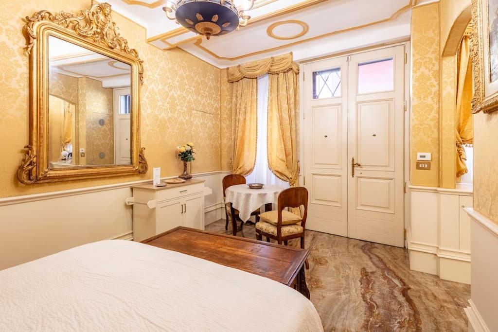 Ground Floor Luxe Historic Studio City Centre Appartement Bologna Buitenkant foto