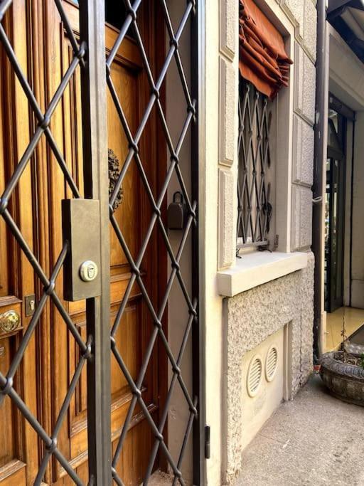 Ground Floor Luxe Historic Studio City Centre Appartement Bologna Buitenkant foto